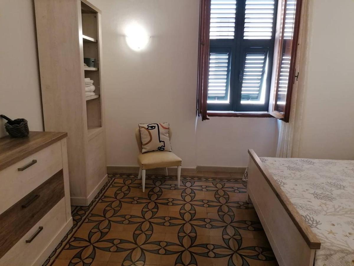Casa Verdina, Nel Cuore Di Alghero Luaran gambar